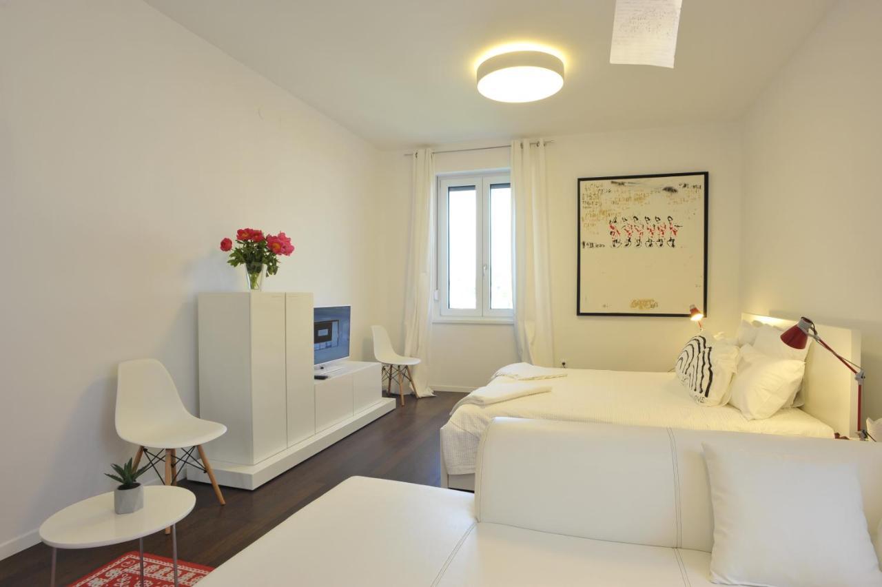 Pallas Apartment *